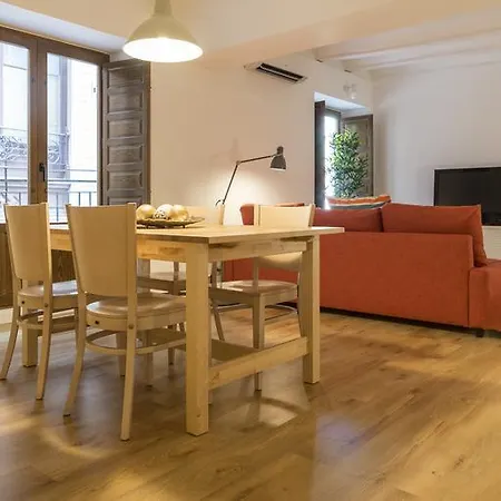 Carrera Luxury Apartment