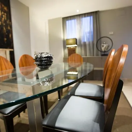 Carrera Luxury Apartment *
